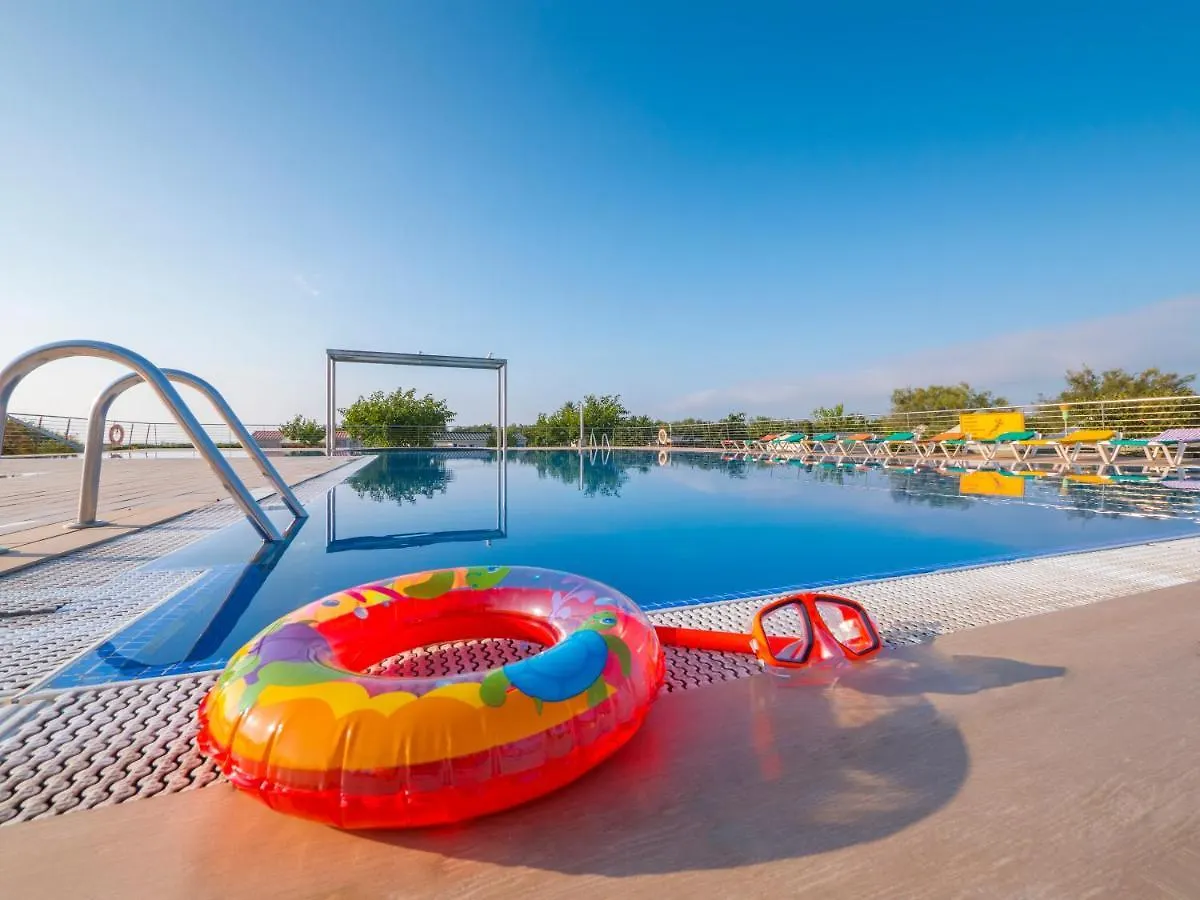 Vacanceselect Mobil Homes Camping Castell Mar Ampuriabrava