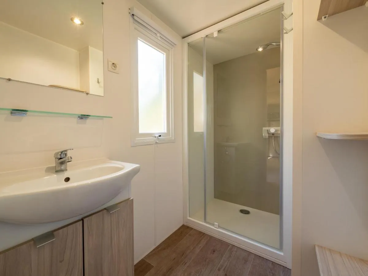 Vacanceselect Mobil Homes Camping Castell Mar  Ampuriabrava